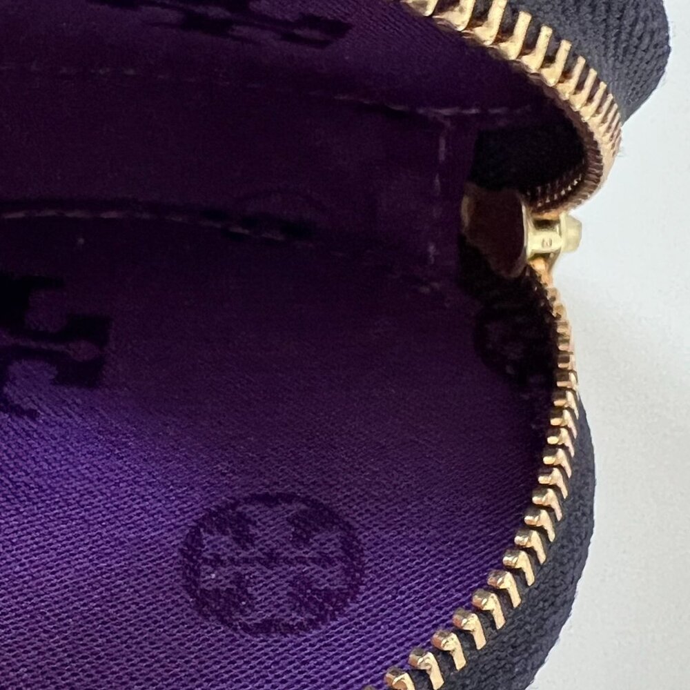 NWOT Tory Burch Horseshoe Clover Kerrington Round Zip Coin Case/Key Fob/BagCharm - Picture 7 of 9